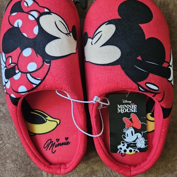 Disney Minnie Mouse Red Slippers - Picture 1 of 4